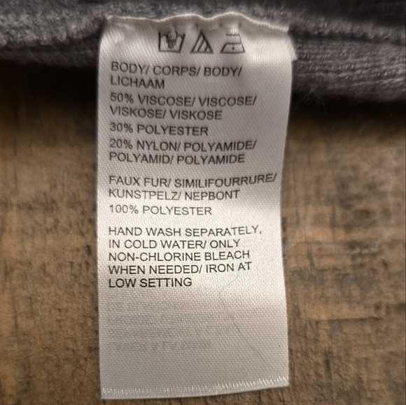 Saks Fifth Avenue Gray Faux Fur Cuff Women's Sweater - Picture 6 of 6